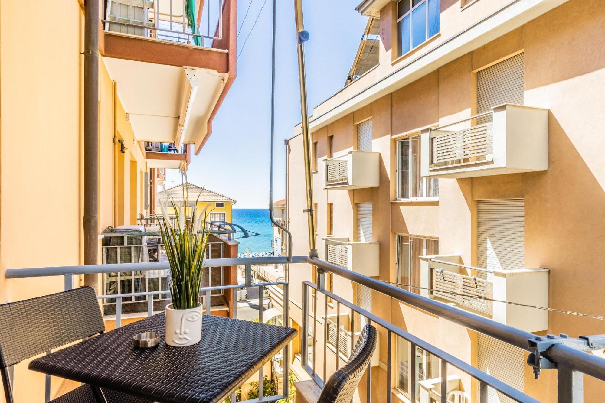 'Nature Home' 30Mt Sea -Central Station -Netflix Pietra Ligure Exteriör bild
